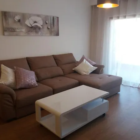 Apartamento De 2 En Portimao, Con Magnificas Vistas Al Lago, Acc... *
