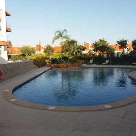 Апартаменты Apartamento De 2 En Portimao, Con Magnificas Vistas Al Lago, Acc... *